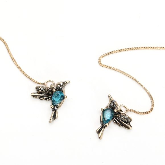 Dainty Hummingbird Earrings (blue) - Picture 3 of 3